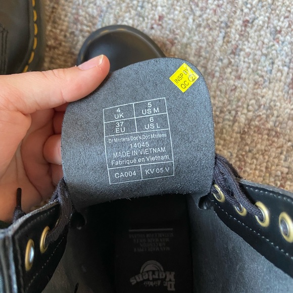 Dr Martens - Picture 4 of 5